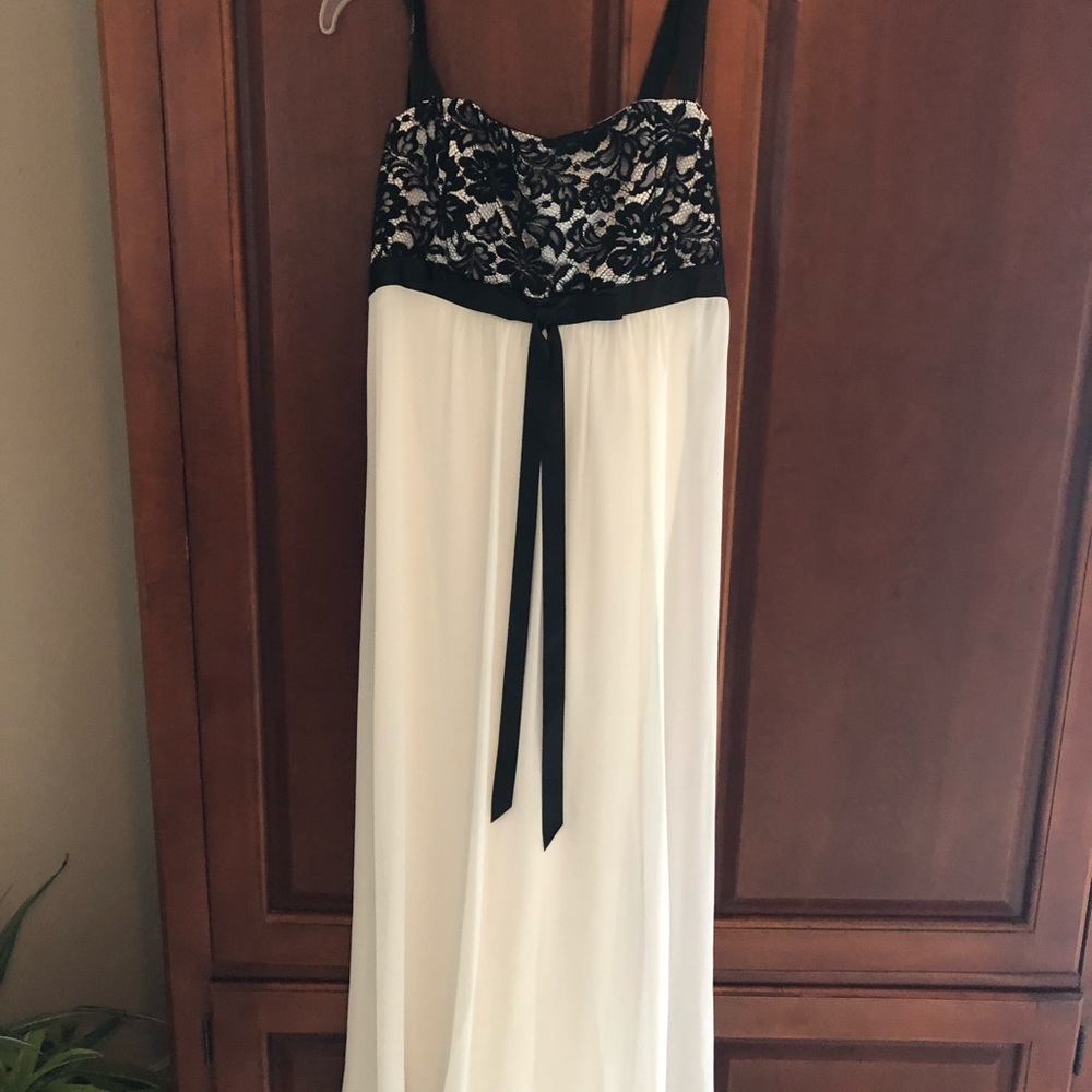 Fancy dress. Prom or special event